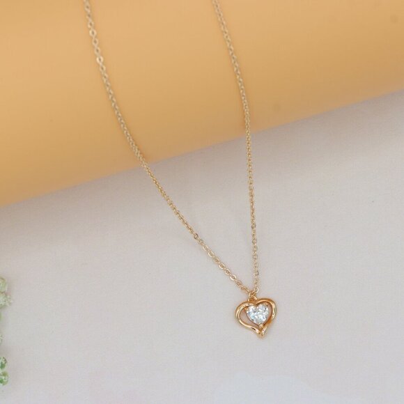 Rose Gold Heart Crystal Pendant Necklace, XPNL0240 - Picture 9 of 13